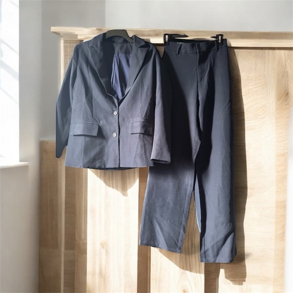Jackets & Blazers - 2 piece Women’s Navy Blazer and Pants Set